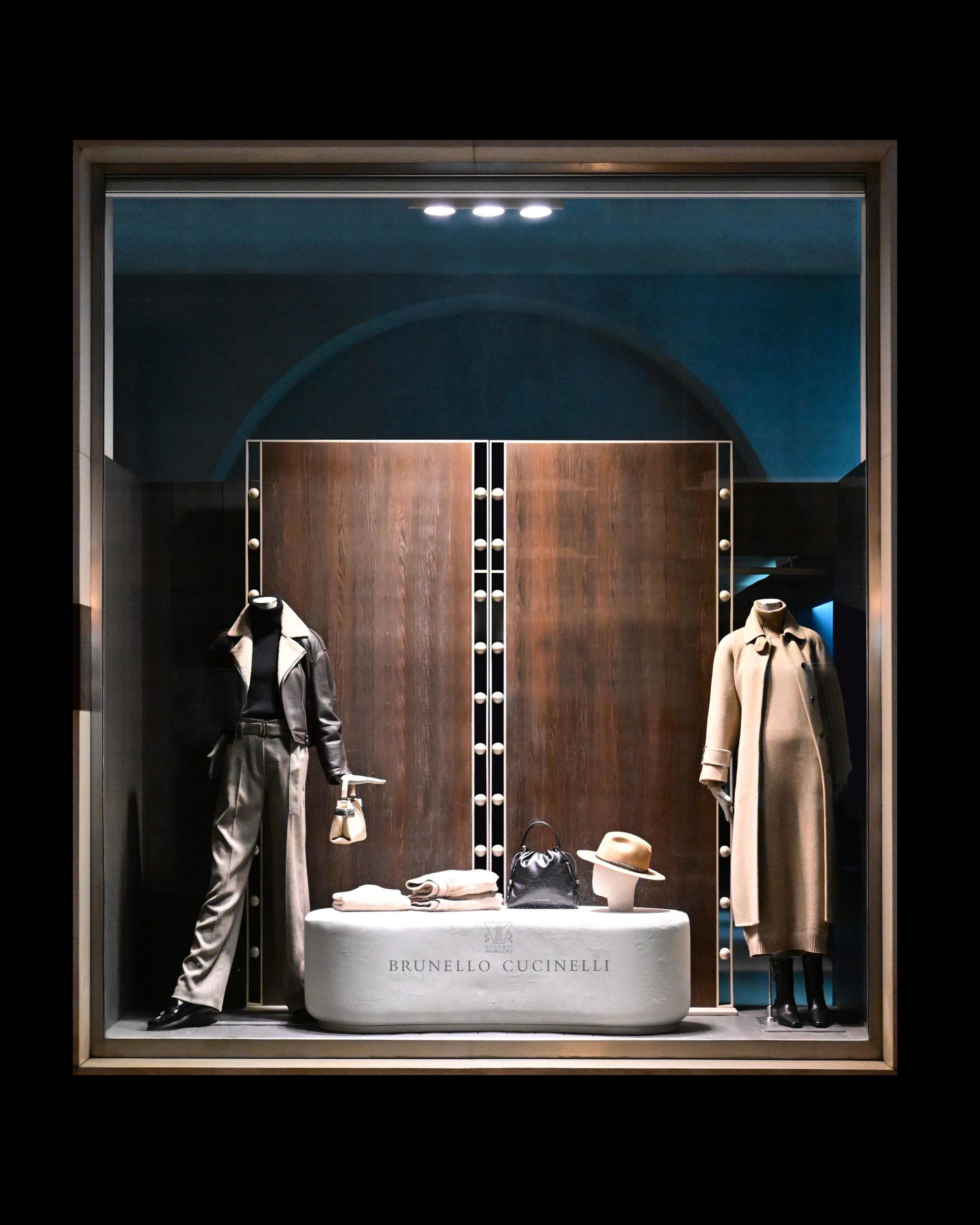 The Apartment Cosenza presents the new windows dedicated to