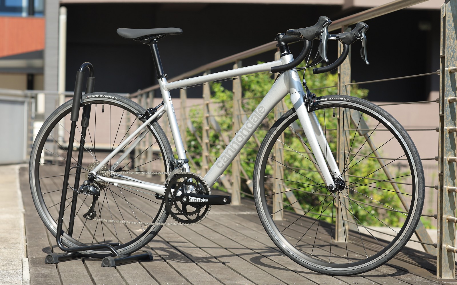 スポーツバイク初めての相棒に！CAAD OPTIMOシリーズ | キャノンデール横浜