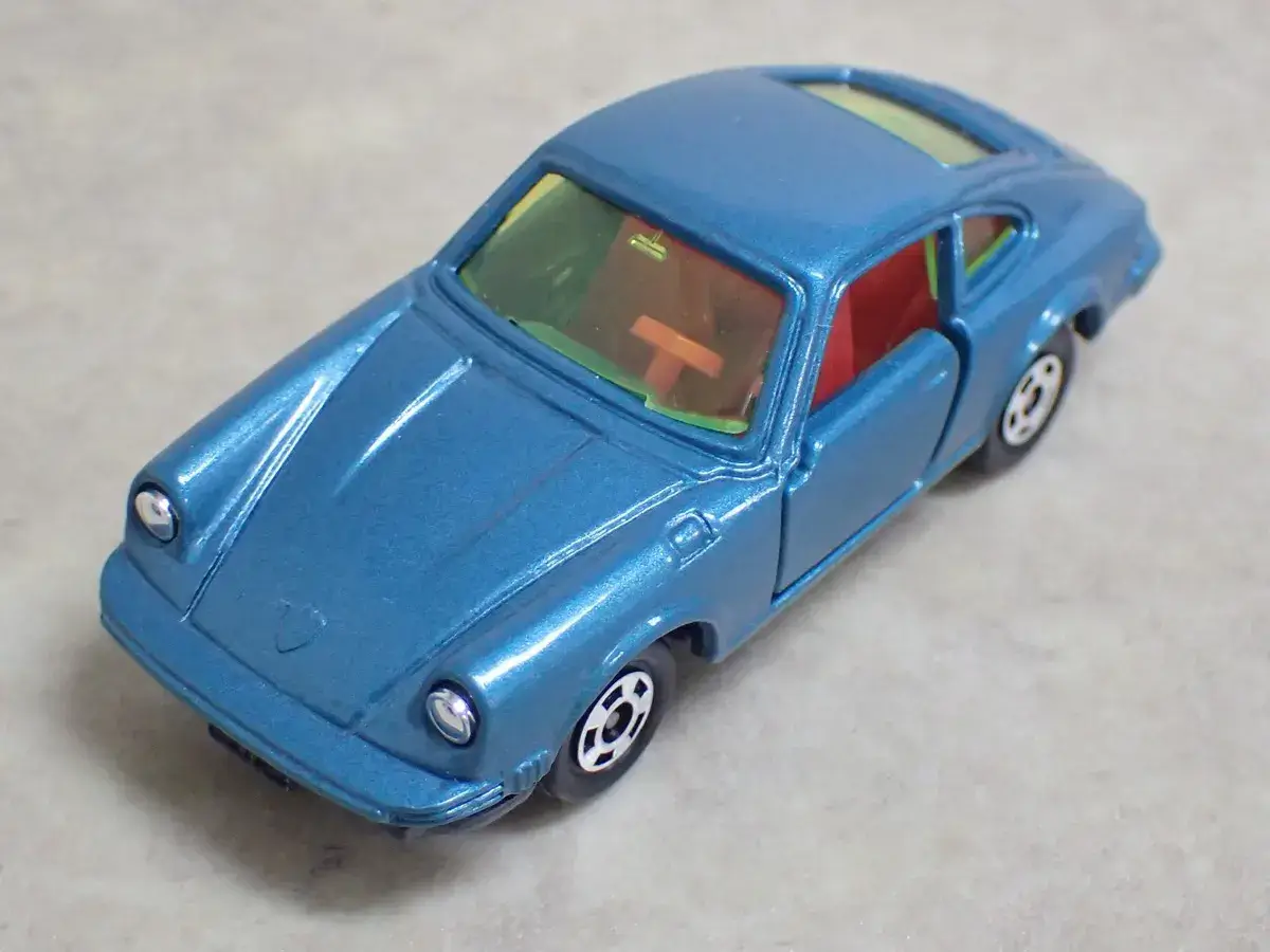 宅配】新潟県新潟市のミニカー買取実績｜青箱トミカ「ポルシェ911S