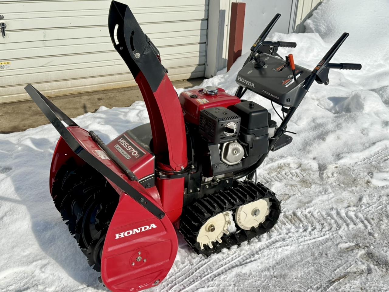 除雪機 極上！ホンダ HSS970n クロスオーガ 9馬力 家庭用｜除雪だよ