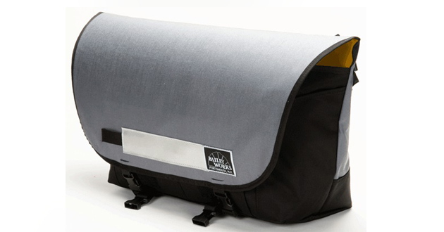 Bailey Works, Digital Super Pro - Carryology