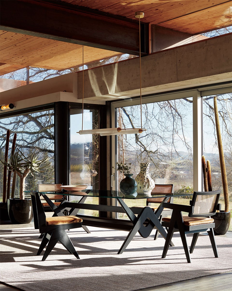 055 CAPITOL COMPLEX CHAIR（キャピトル コンプレックス チェア