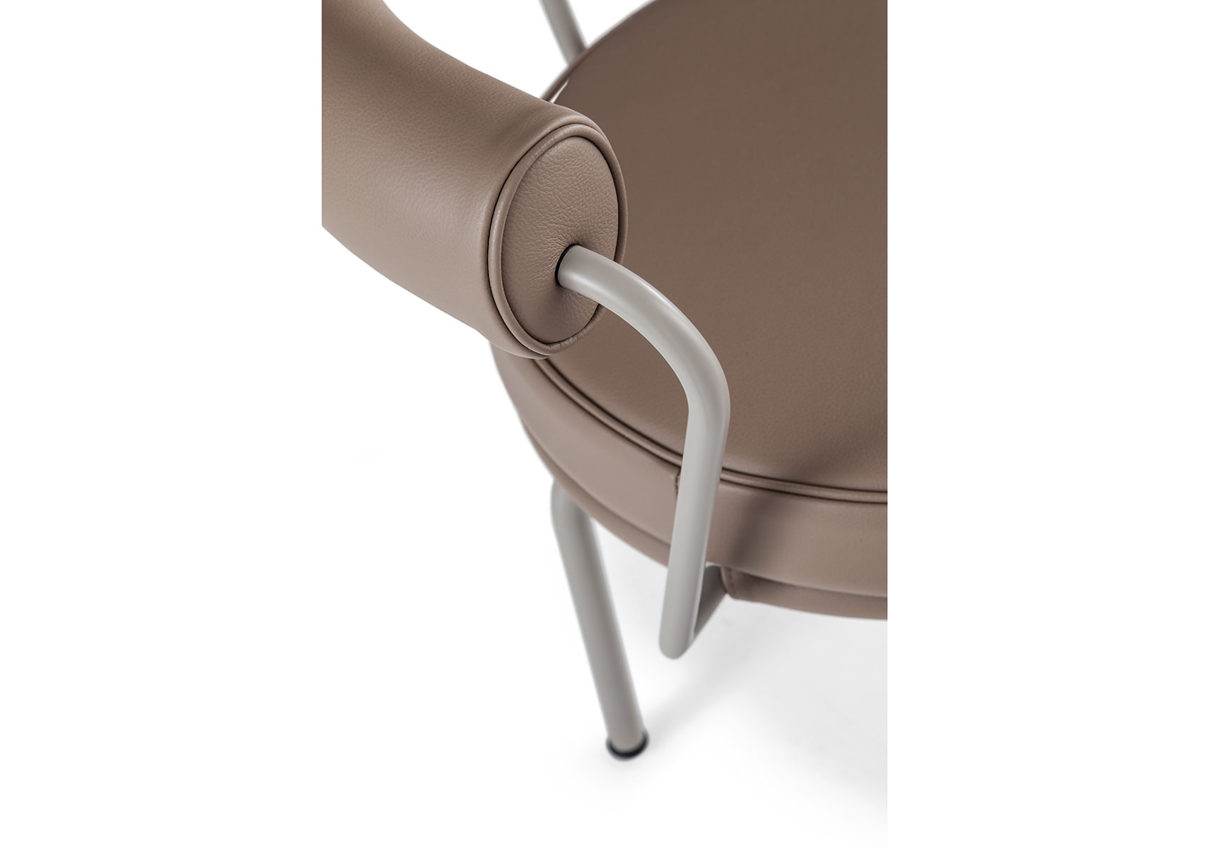 Cassina（カッシーナ）7 FAUTEUIL TOURNANT, DURABLE|カッシーナ