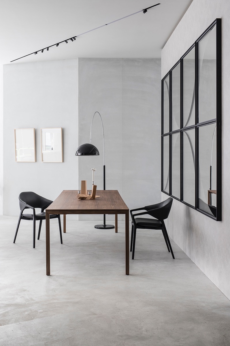 133 ICO（イコ アームチェア）Cassina | カッシーナ・イクスシー