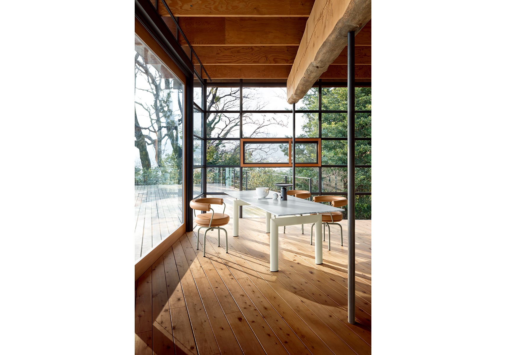 Cassina（カッシーナ）7 FAUTEUIL TOURNANT, DURABLE|カッシーナ