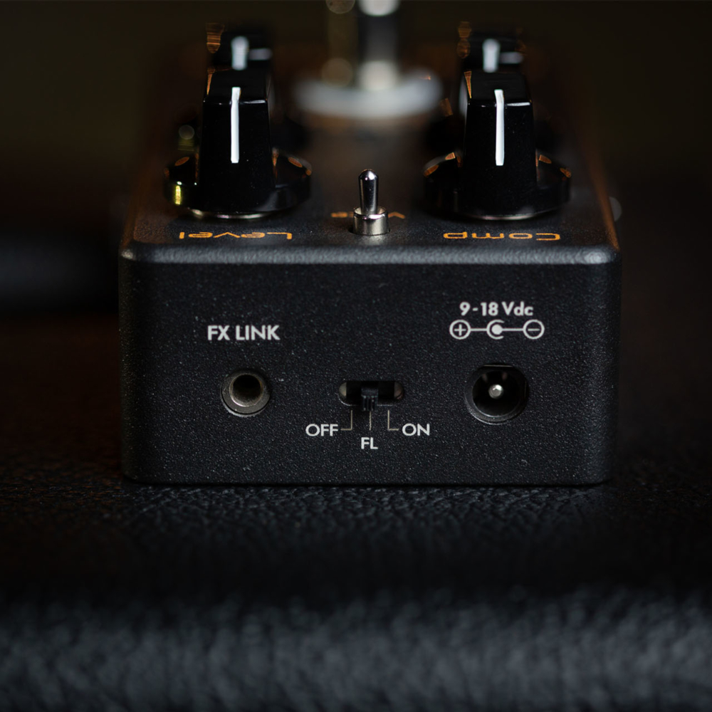 Suhr サー Koji Comp Black Edition コンプレッサー ギター