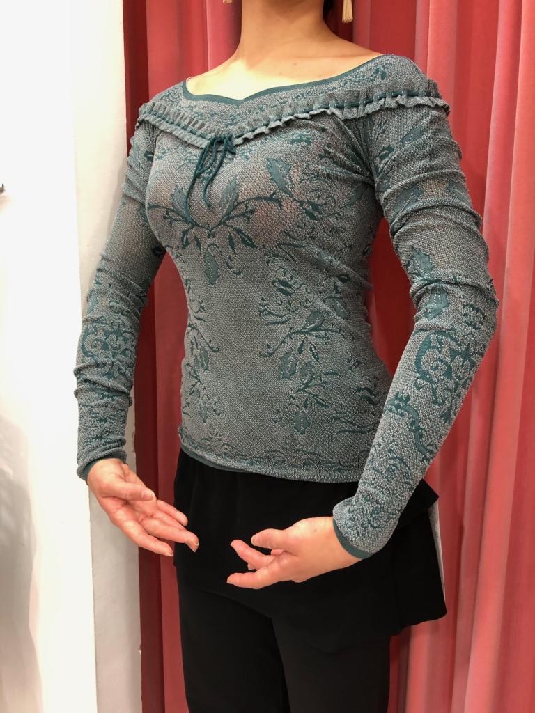 ノーソーイングニット（縫製していないニット）～｜チャコット