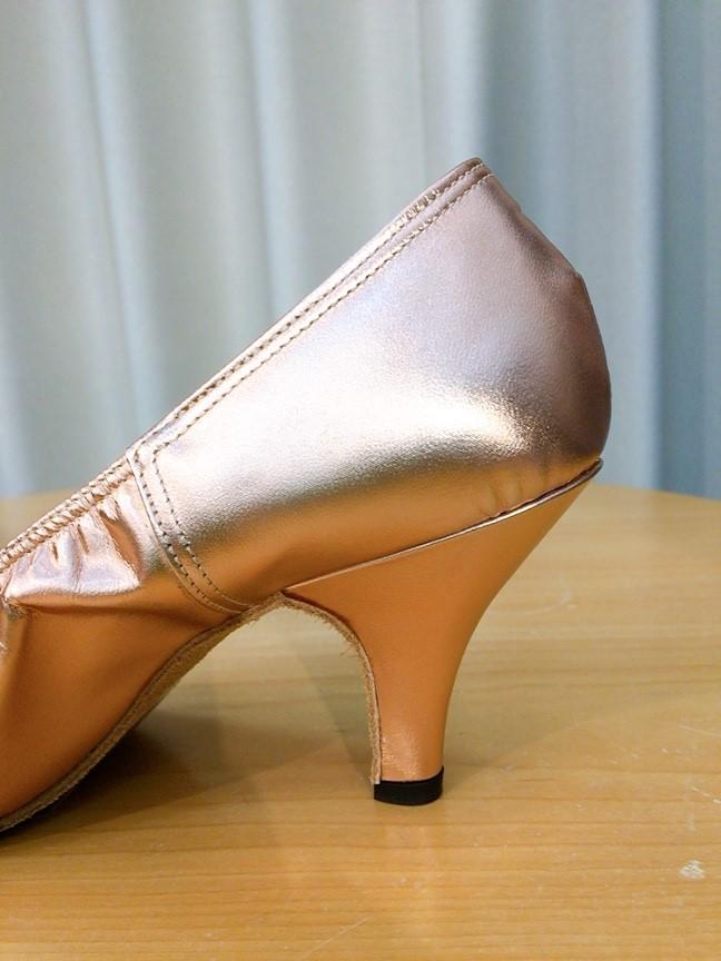 ボールルーム（社交）ダンス はじめてのシューズ選び｜チャコット