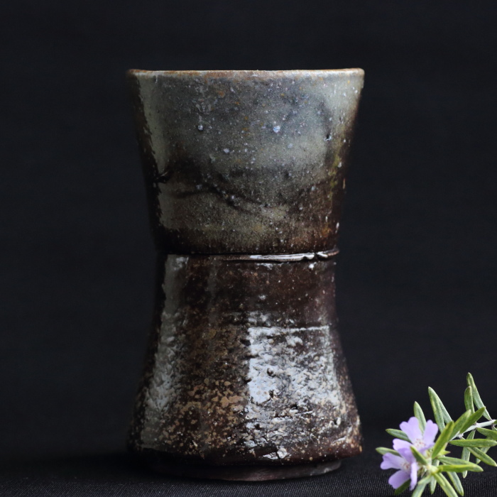 大岩智之 黒ビール杯 備前焼湯呑 作家ものフリーカップ 穴窯焼成 満