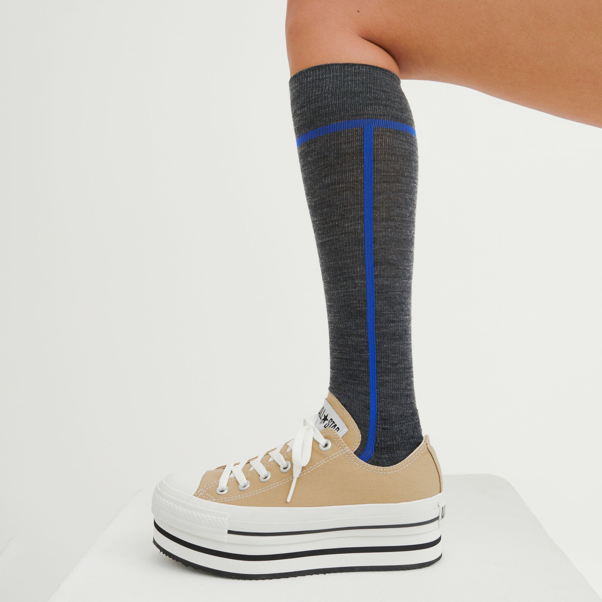 段階着圧ソックス 全3色 – CHICSTOCKS