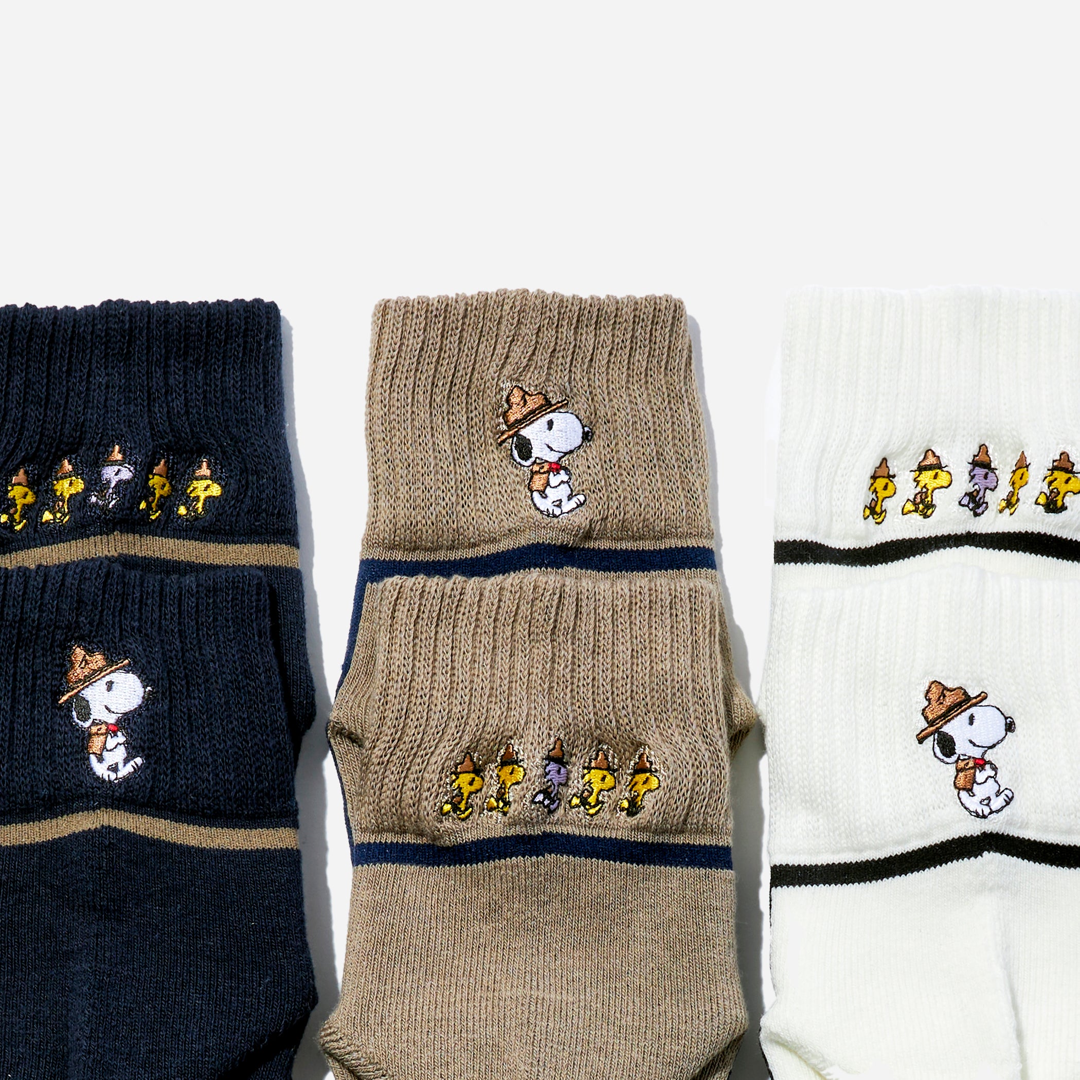 SNOOPY×CHICSTOCKS ビーグル・スカウト 全3色