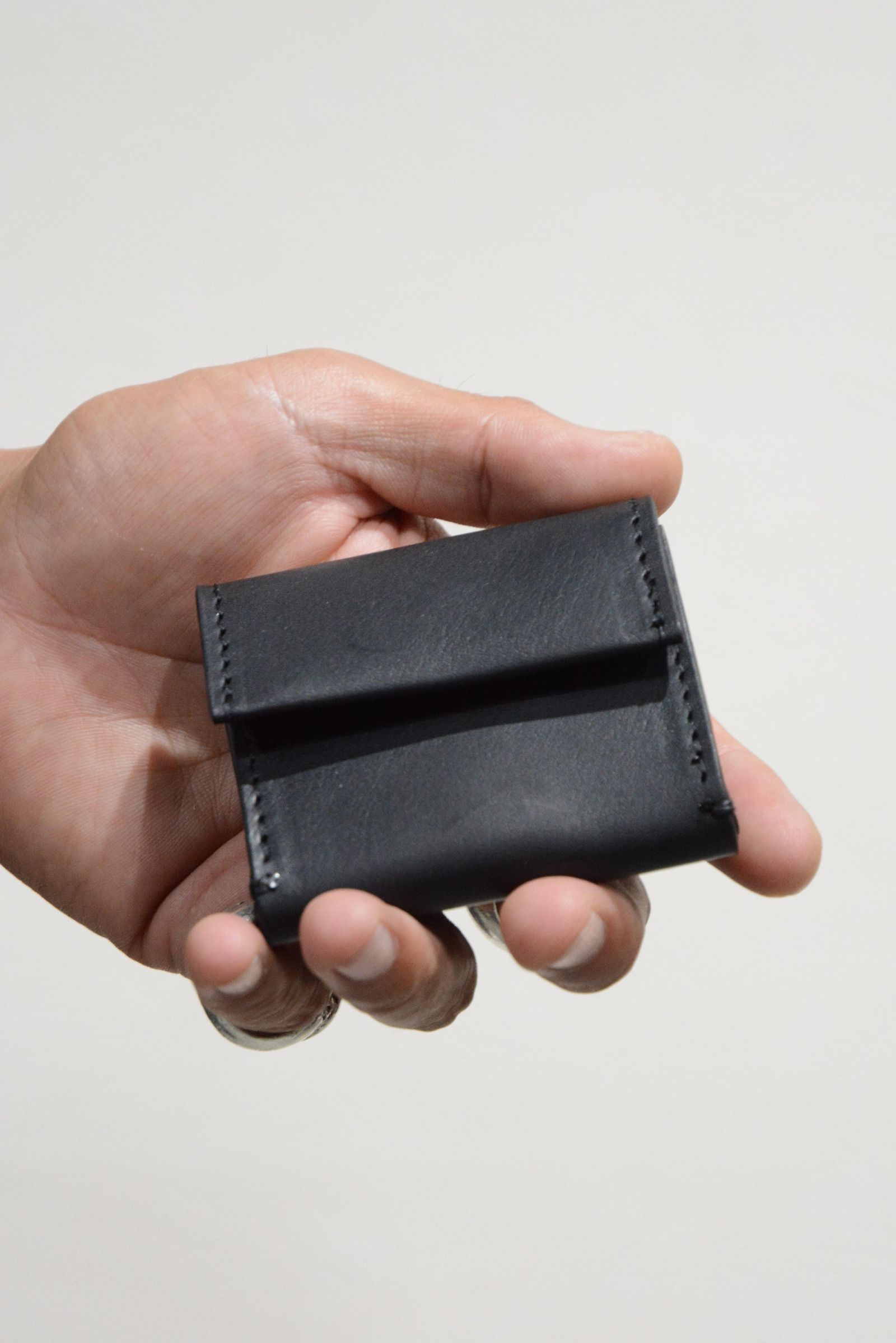 ISAMU KATAYAMA BACKLASH - GUIDIオイルカーフ コインケース | chord