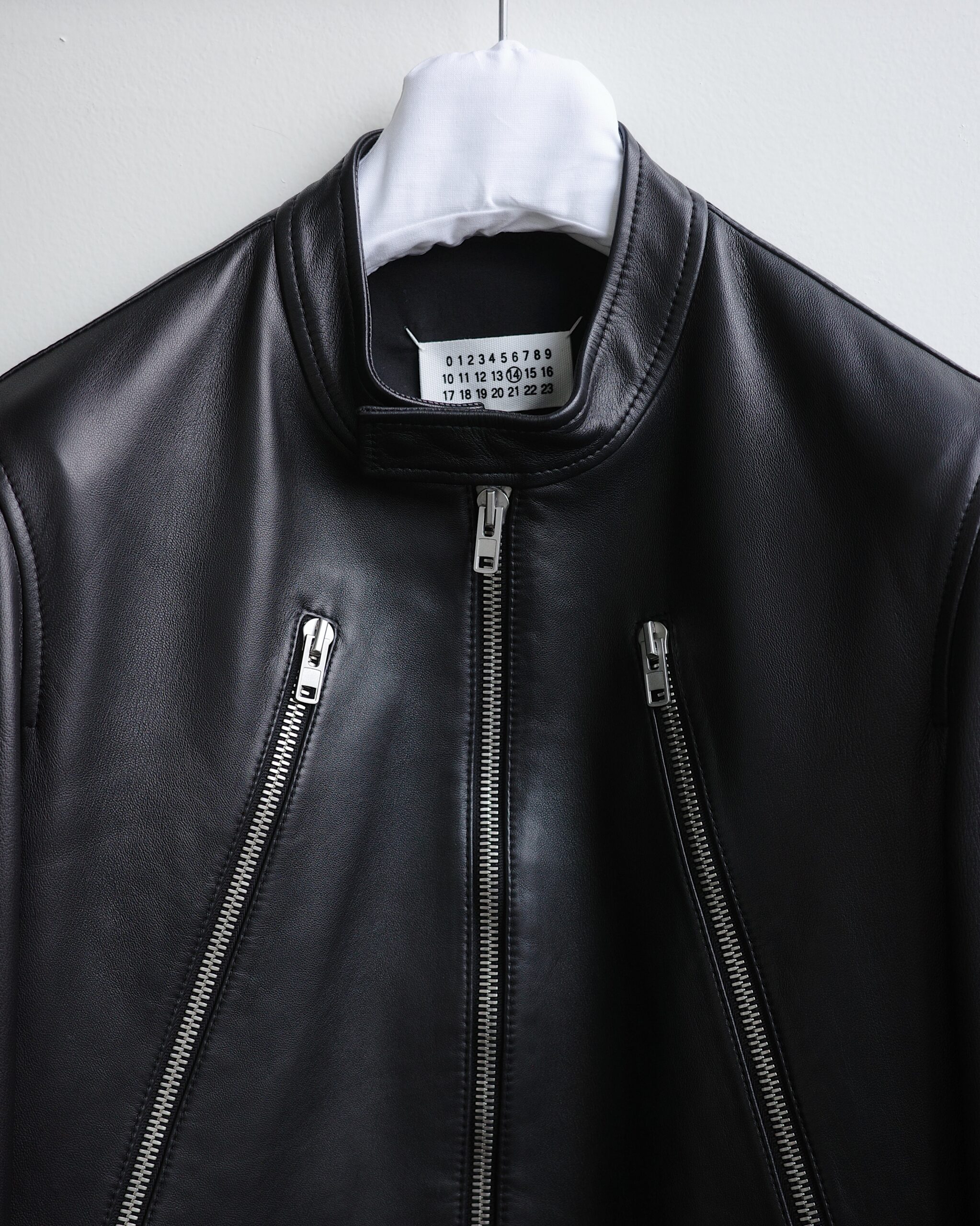 Maison Margiela】2024SS COLLECTION – 5ZIP RIDERS JACKET – | CIENTO