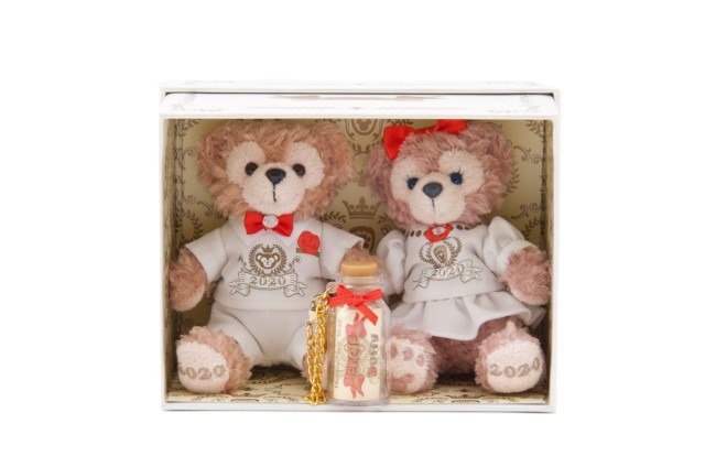 ディズニー】年末恒例ダッフィーのコレクションドール、今年はズボンと