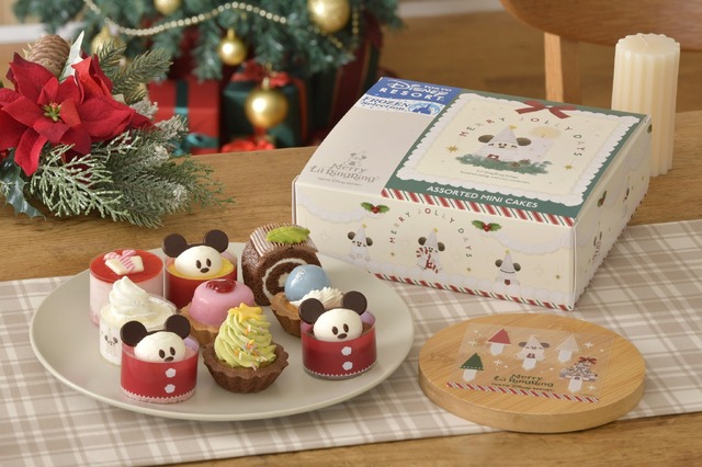 ディズニー】ぬいぐるみチャームとポーチを組み合わせてオリジナルの