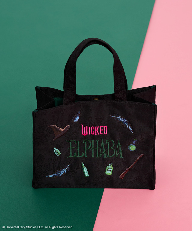 ウィキッド 永遠の約束』グリンダ＆エルファバ、対照的な魅力を表現