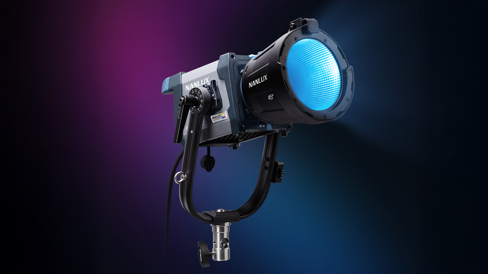 NANLUX Evoke 150C – Compact 150W RGBLAC Fixture Debuts With Nebula