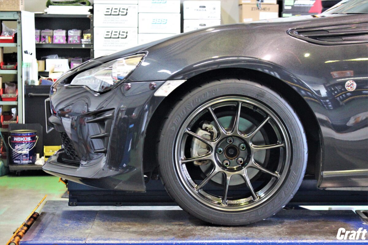 トヨタ 86koukiにウェッズスポーツ TC105-X 17インチ。ディレッツァ