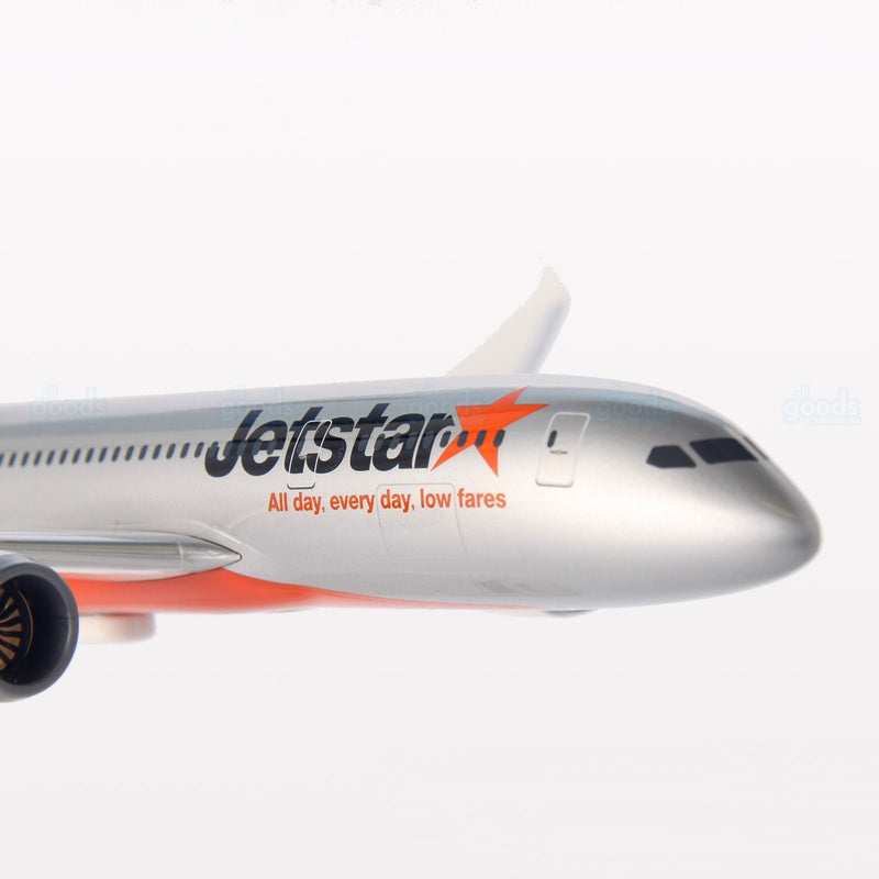 Jetstar Boeing 787-8 Dreamliner 1:200 Scale Solid Plastic 787 Model Ai