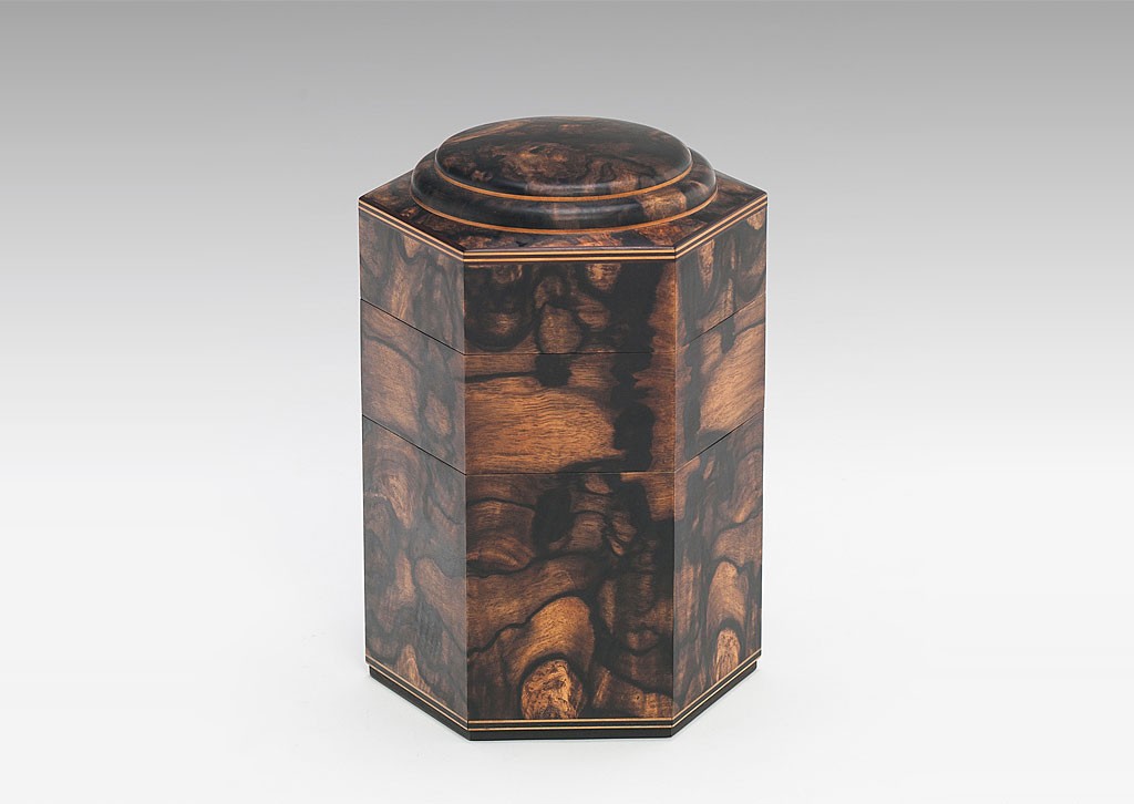 木工 藤井敏男 六角黒柿重箱 - CRAFTS DESIGN