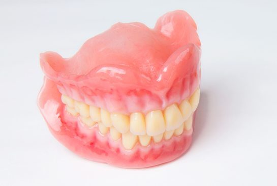 精密義歯（精密入れ歯） | 診療のご案内 | 〈公式〉クレイン歯科（あま