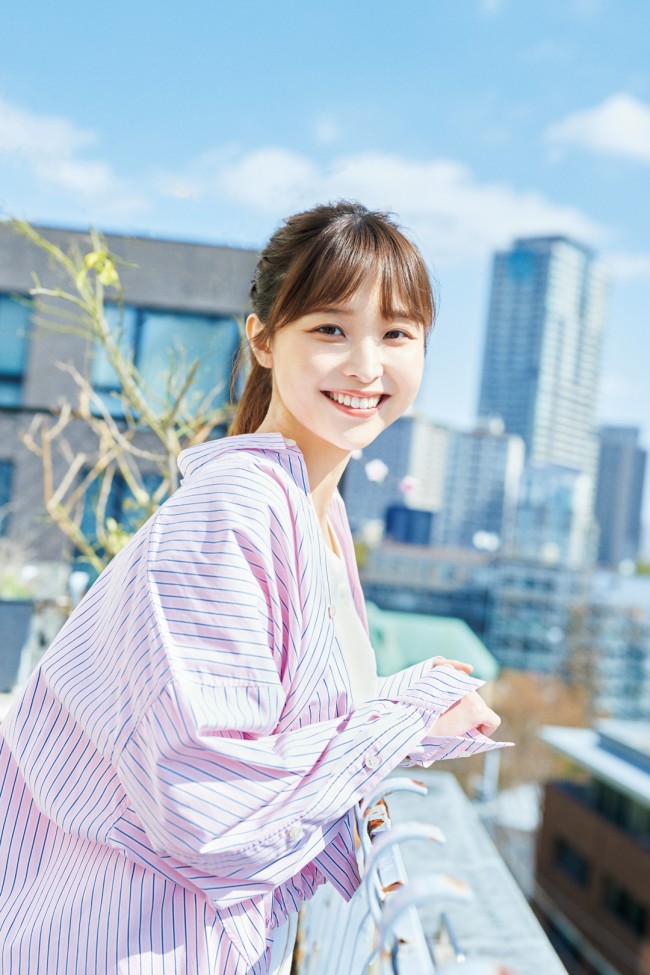 フジ4年目・渡邊渚アナ、お団子ヘアでリラックスした部屋着姿