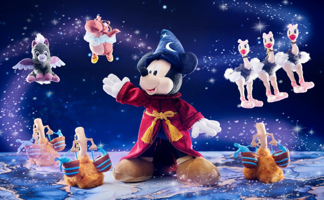 ディズニーストア『ファンタジア』公開85周年グッズ登場！ ミッキーの