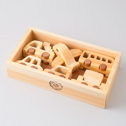 山のくじら舎 はたらく飛行場: 木のおもちゃ｜クレヨンハウス