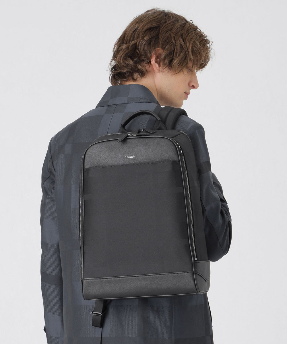 シャドークレストブリッジチェックスクウェアバックパック（バッグ