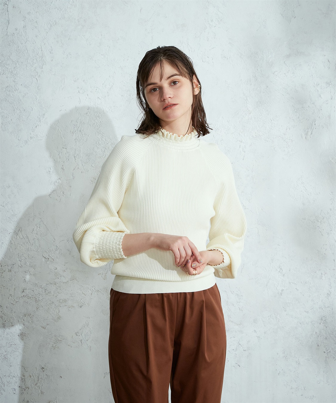 フリルネックニットプルオーバー LE SOUK HOLIDAY｜クロスプラス公式