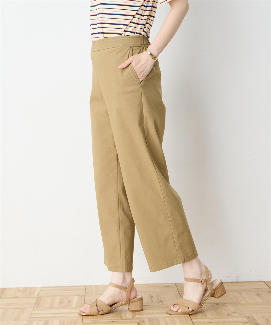 ストレッチストレートパンツ DECOY｜クロスプラス公式通販サイト