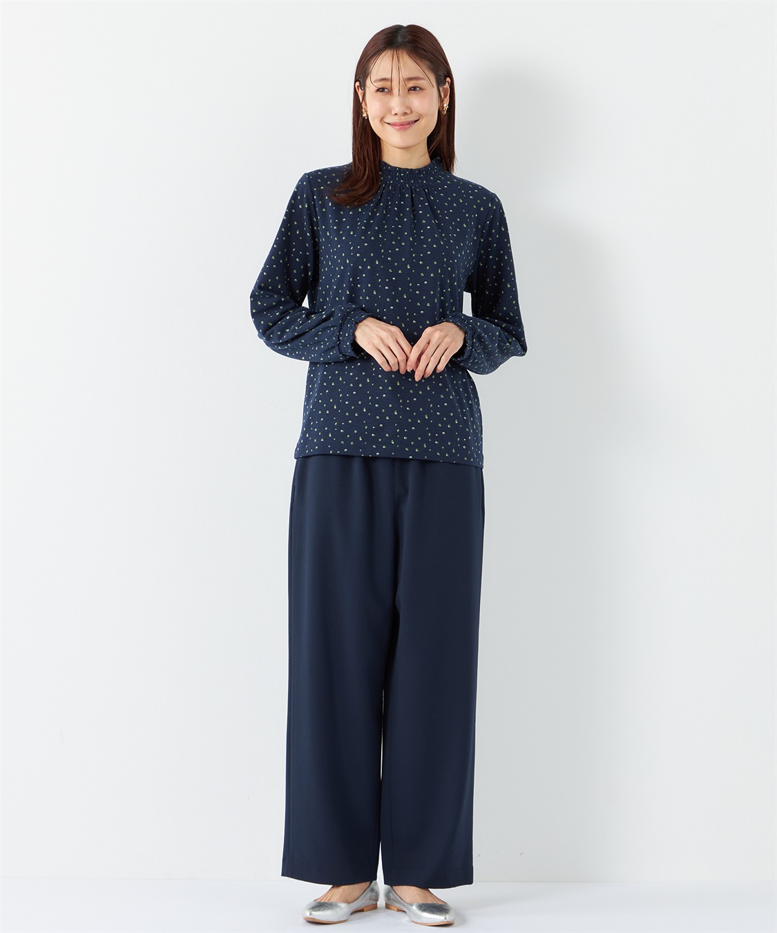 フリル衿ドットプルオーバー Petit Honfleur｜クロスプラス公式通販サイト