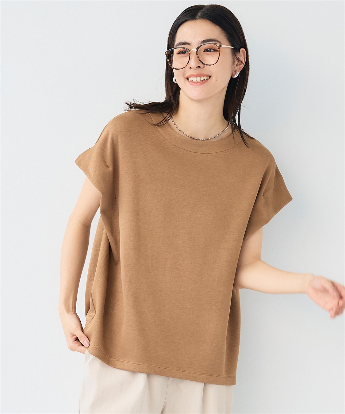 UV/接触冷感》エブ楽 なめらかダンボール フレンチスリーブドルマンT