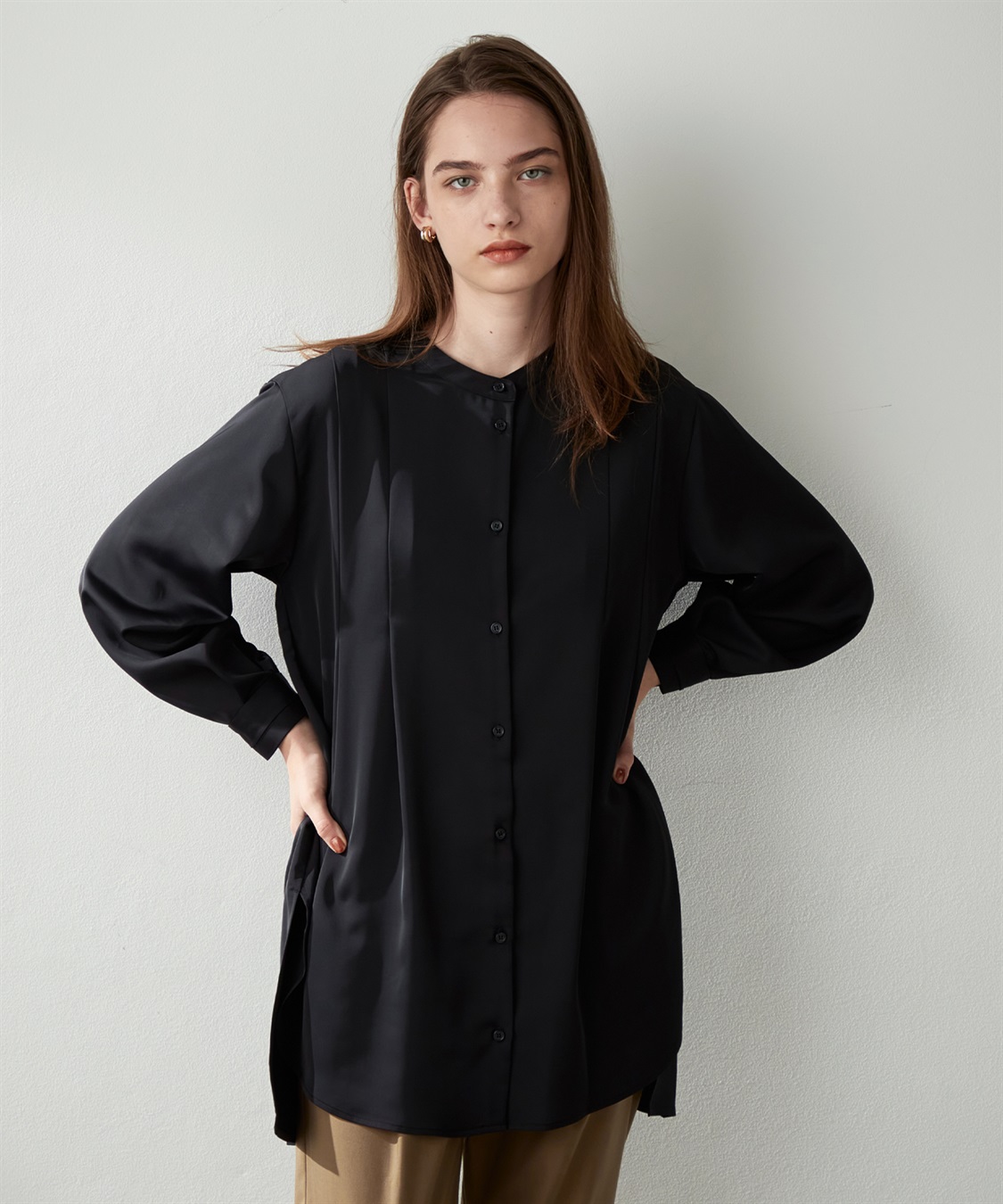 バックタックブラウス LE SOUK HOLIDAY｜クロスプラス公式通販サイト