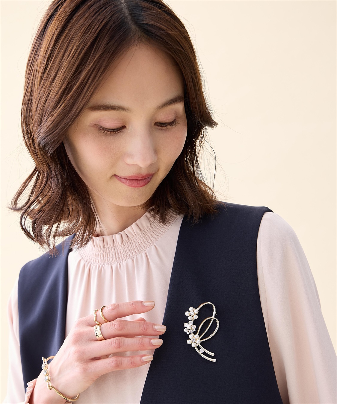 リボンモチーフブローチ A/C DESIGN BY ALPHA CUBIC｜クロスプラス公式