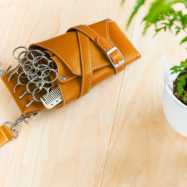 New! Malaga ・マラガ 軽量タイプ ☆ 革シザーケース | Cutwig.jp | 人