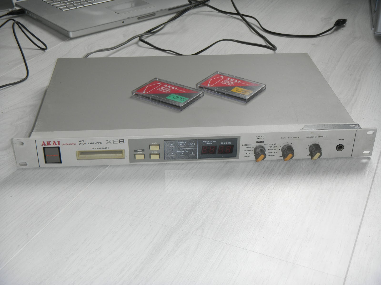 AKAI XE8 wav samples, pdf manuals | Cyborg Studio