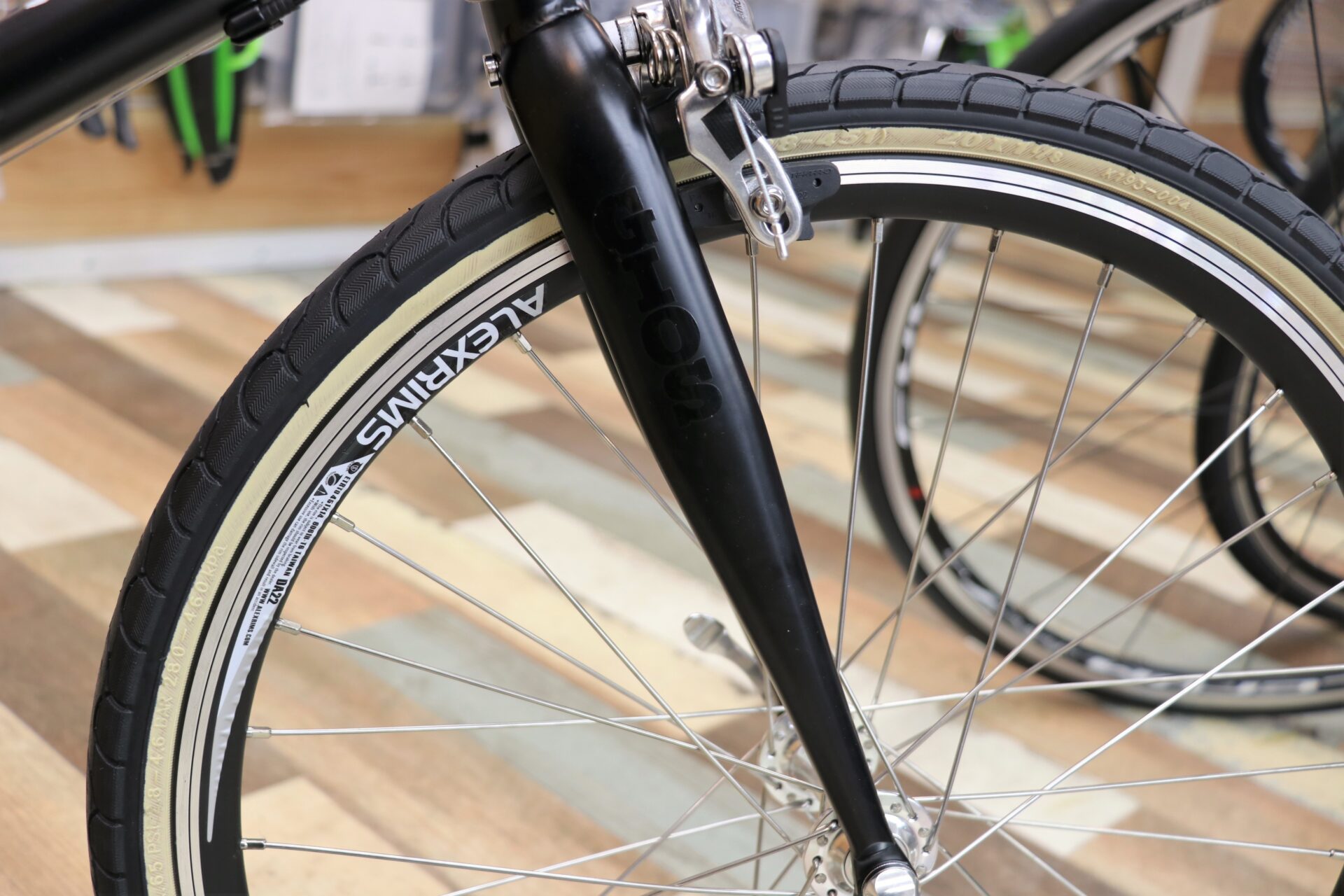 残り僅か！】2018.GIOS生産台数限定カラーマットブラックのMIGNON