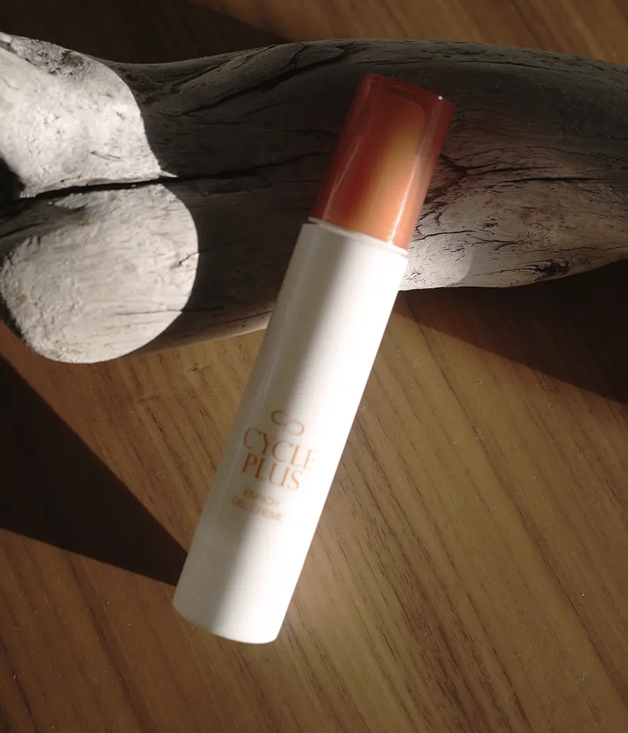 エンリッチ ジェルクリーム 〈美容液・クリーム〉 | うるおいあふれて