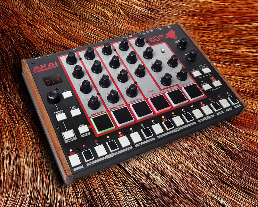 Test: Akai Rhythm Wolf Analog Drum Machine - AMAZONA.de