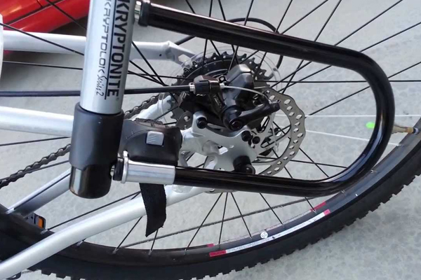 クリプトナイト(KRYPTONITE)ハーレーカスタムパーツメーカーご紹介