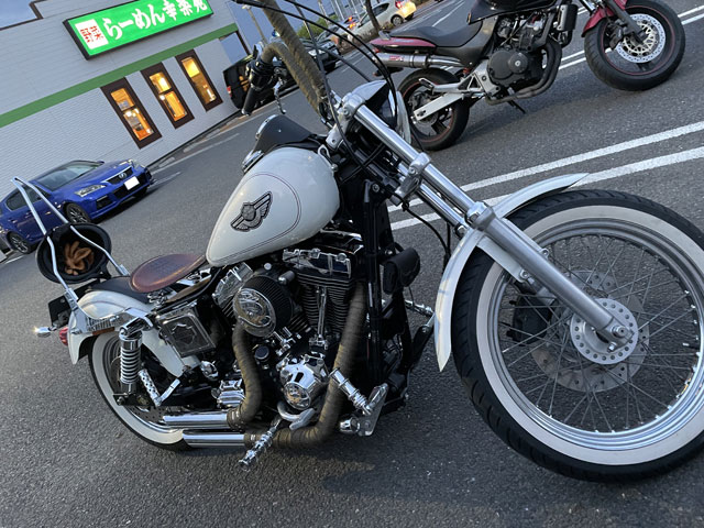 ダイナ ローライダー 2003年式 FXDL ハーレー カスタム車両の紹介
