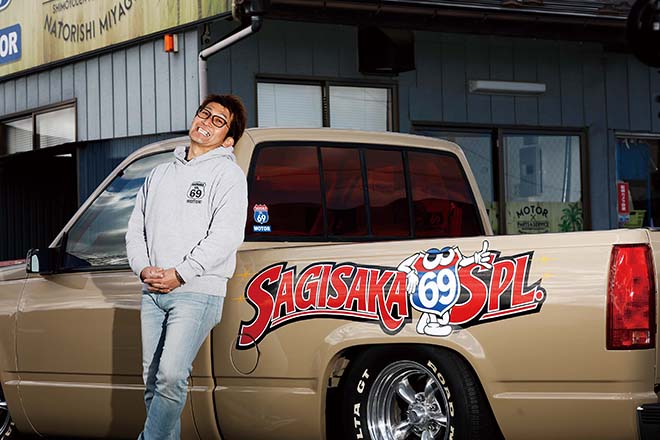 伝説的なモデルとして崇拝されるのが、7.4Lエンジンを搭載したC1500