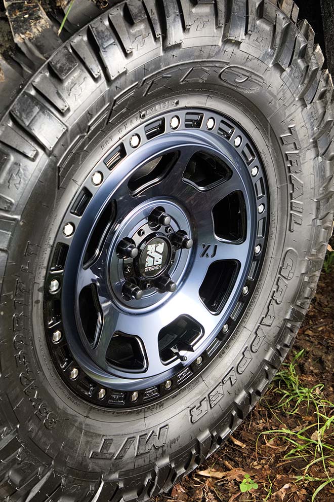 XTREME-J「XJ07」は、JK＆JLラングラーにもマッチする、ビードロック風