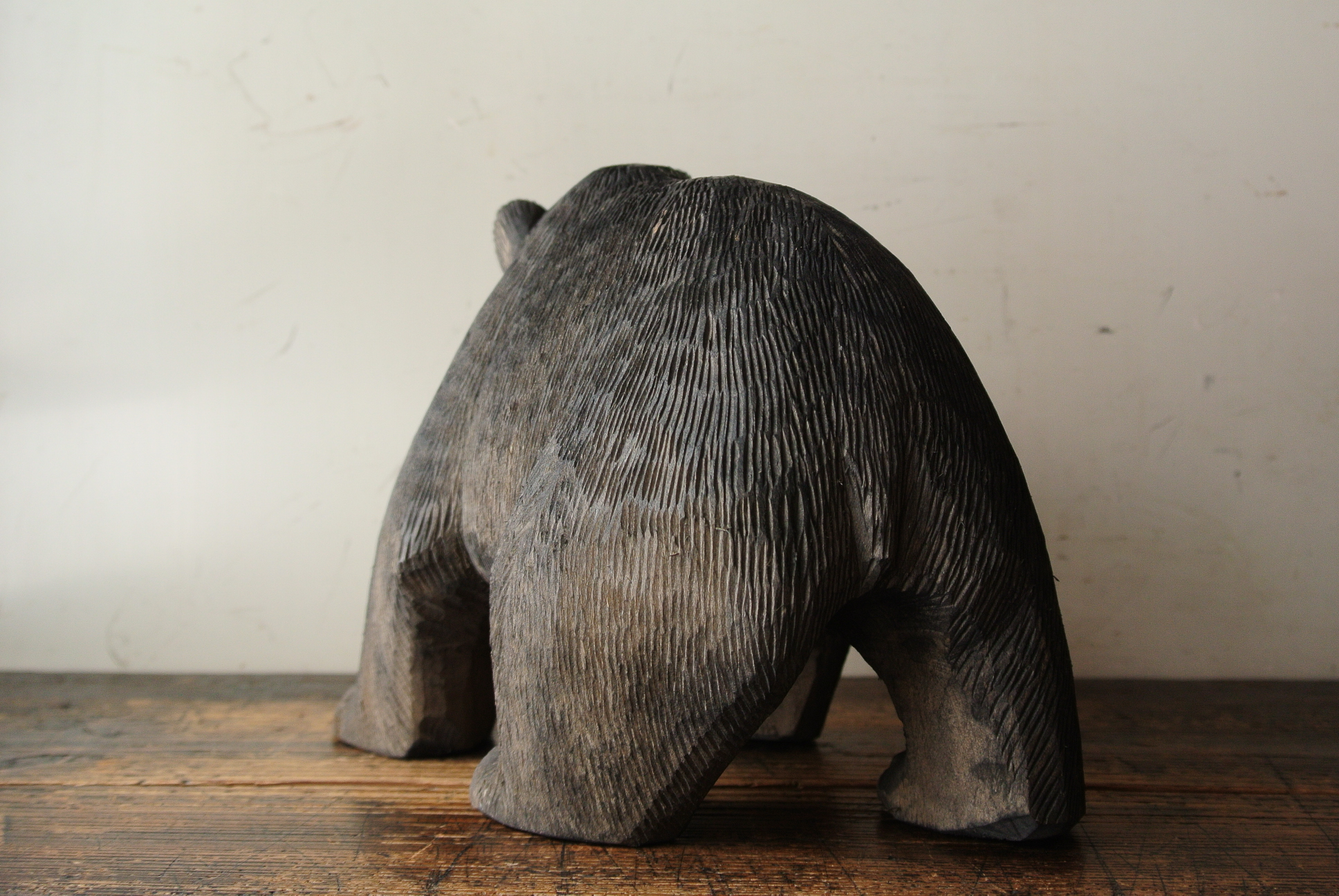 八雲の木彫り熊「鮭くわえ」 - アンティーク雑貨・古道具の札幌