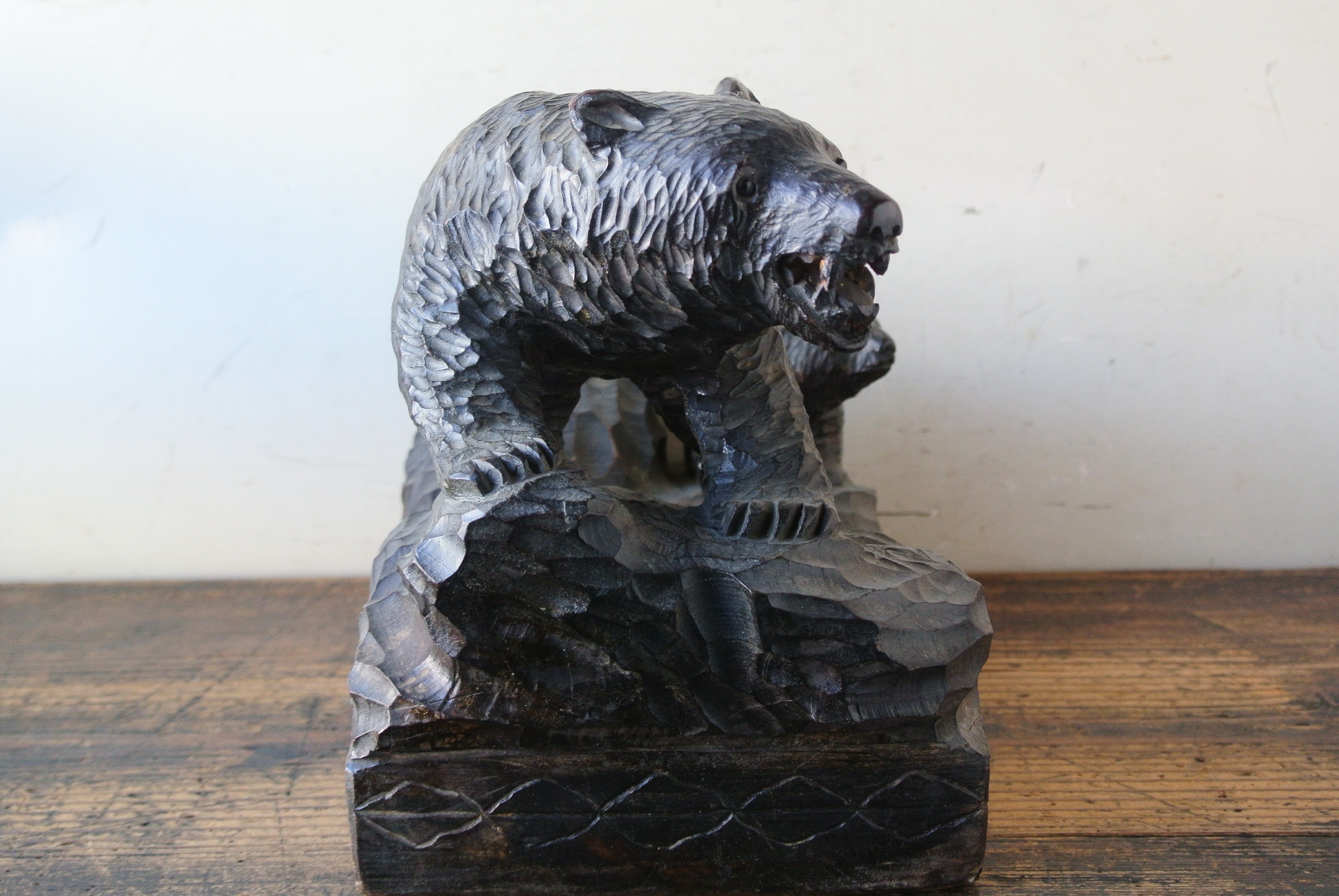 旭川の木彫り熊「親子熊」 - アンティーク雑貨・古道具の札幌