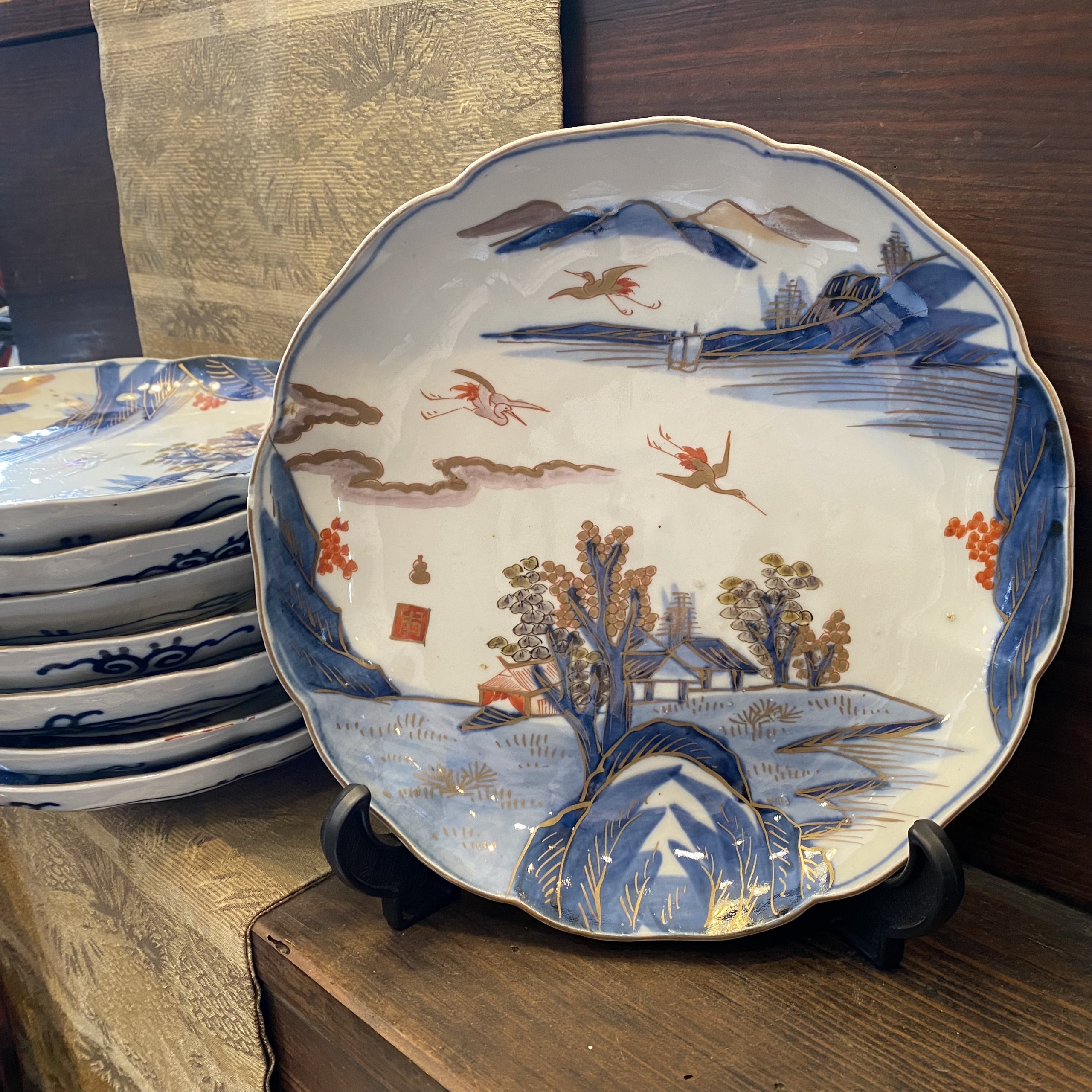 鶴柄 染付金襴手 7寸皿 伊万里焼 | Antique Nanae