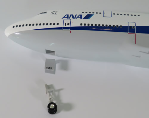 NH20129 1:200 BOEING 747-400 JA8958 スナップフィットモデル（ギア