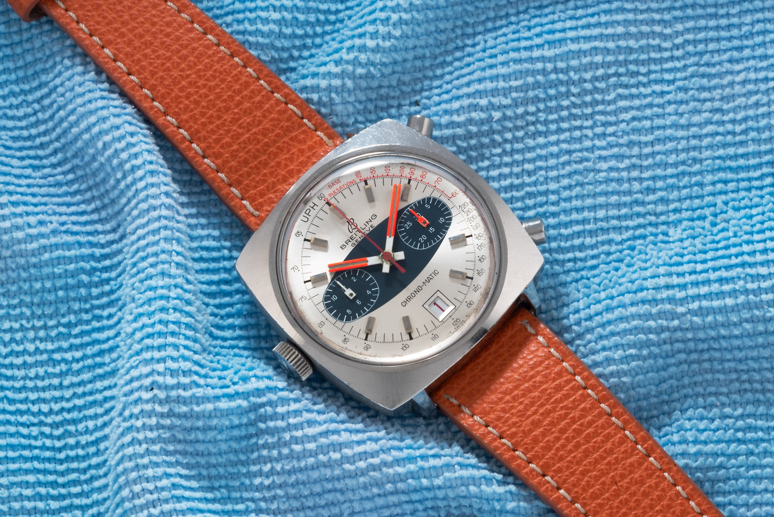 Breitling Chronomatic 'Surfboard' Chronograph – Analog:Shift