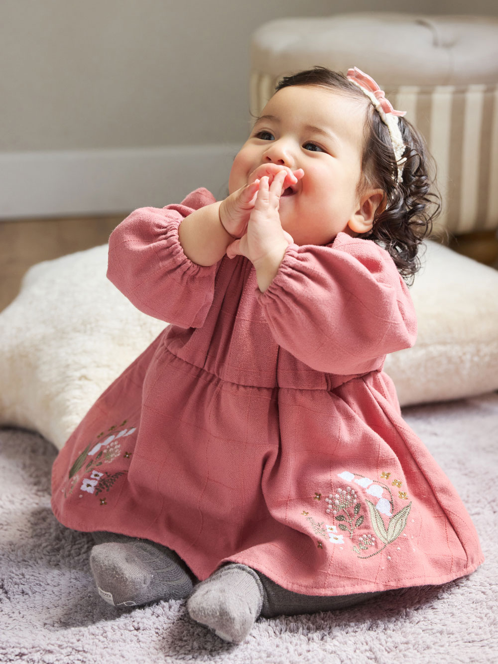 Seraph】スタイ付きすずらん刺繍ロンパース | ロンパース